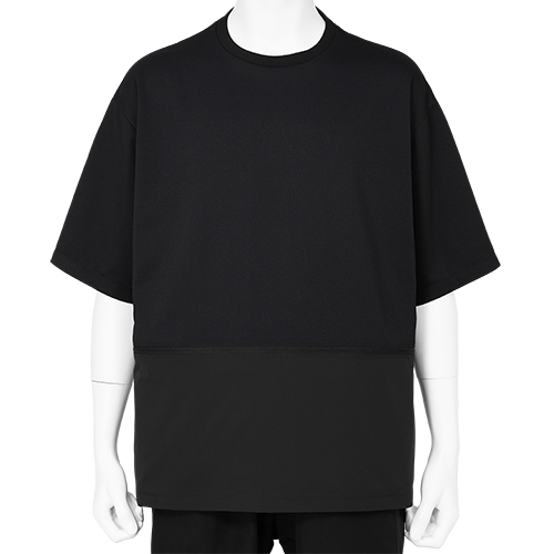PANEL T-SHIRT WITH 3 POCKETS BLACK