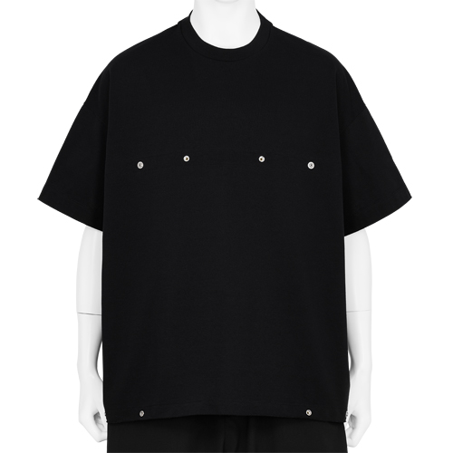 BLACK LINE BUTTON T-SHIRT BLACK